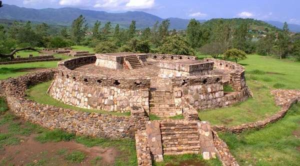 Templo circular de la zona arqueológica Los Toriles, en Ixtlán del Río, Nayarit