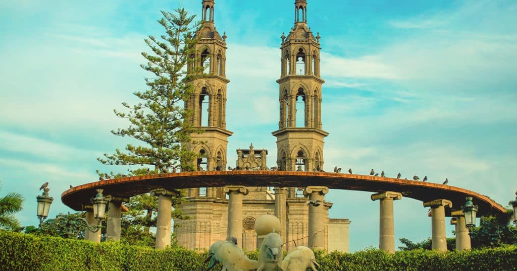 Vista de las Torres de la Catedral de Tepic