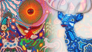 Mural huichol con un venado en arte de chaquira y mural